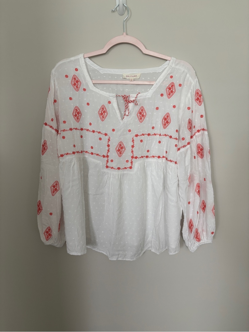 Anthropologie Solitaire Boho White Peasant Blouse with Coral Embroidery -Size L - Picture 1 of 3